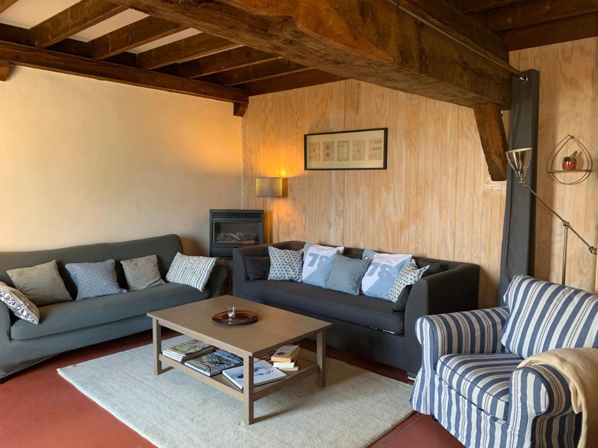 Domaine De La Madeleine Bed & Breakfast Ygrande Exterior photo